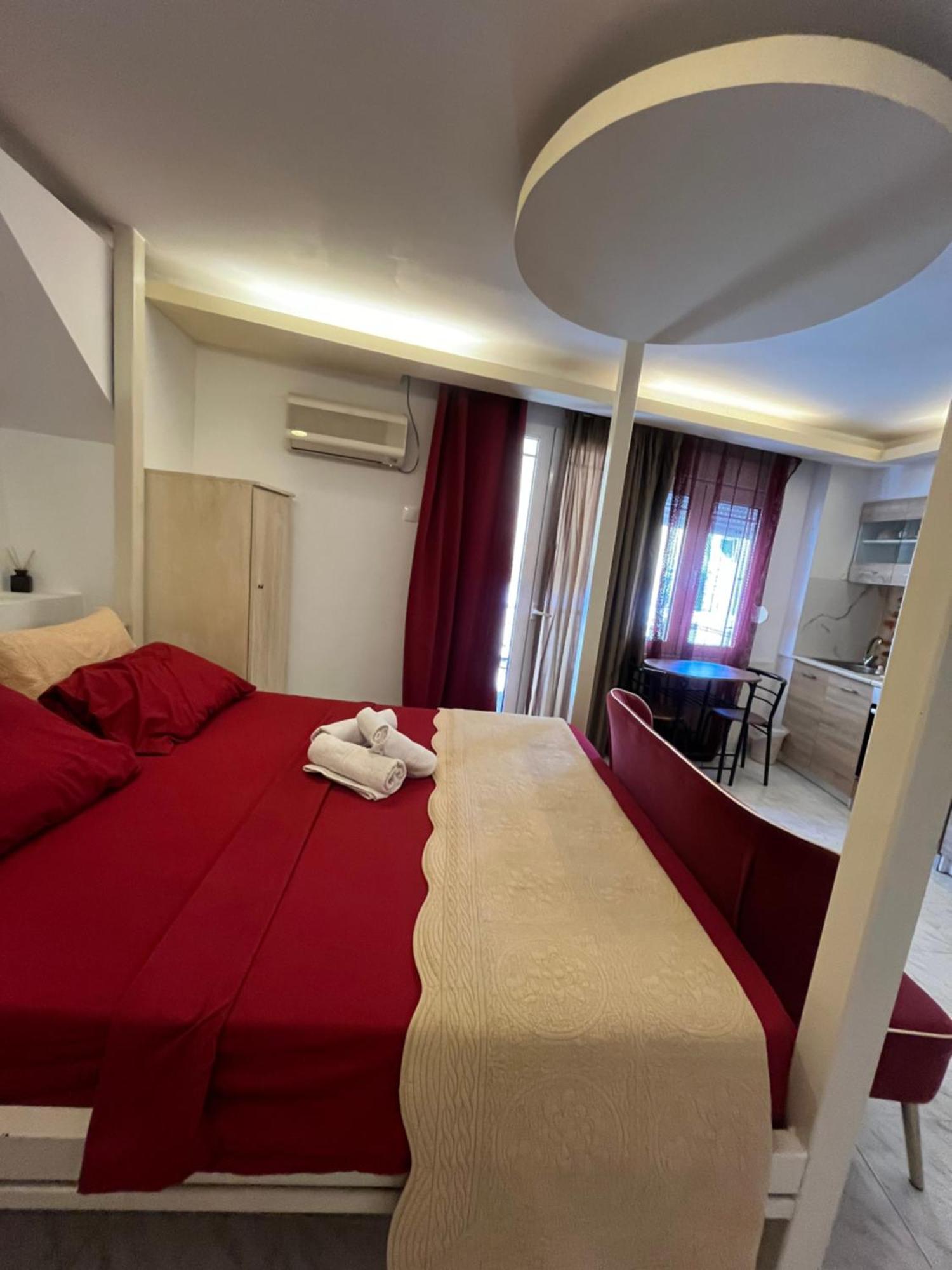 Papyrus City Centre Apartments Heraclión Exterior foto